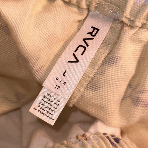 RVCA Daisy Cotton Sawyer Elastic Waistband Shorts Sz.L NWT! - Picture 9 of 11